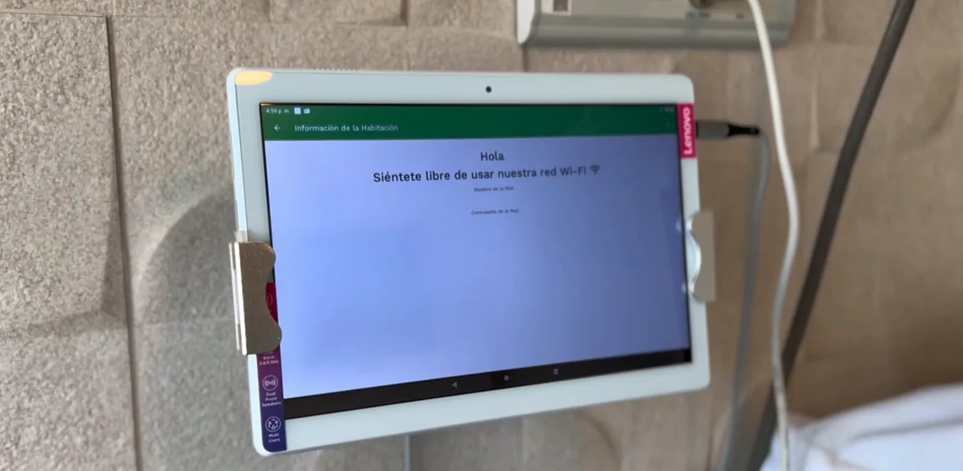 Tablet con la app de información para el paciente